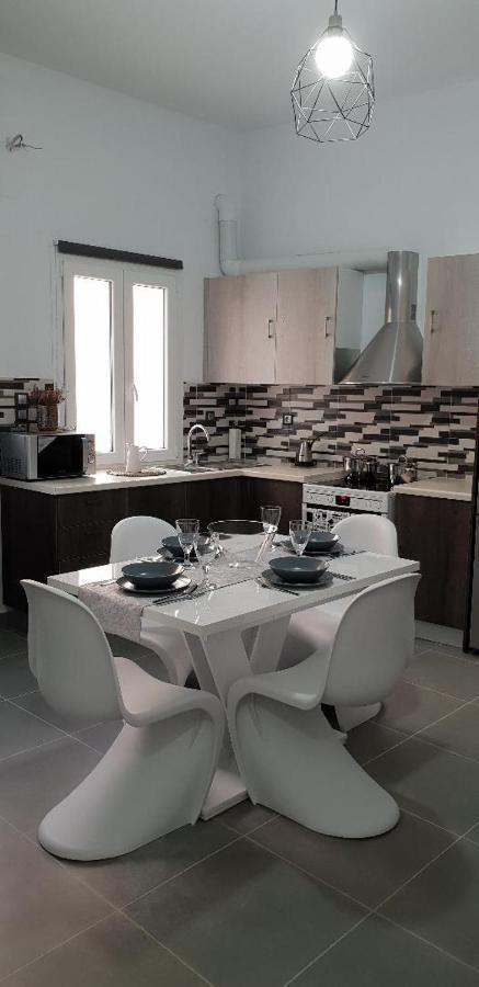 Thania'S House ,4 Minutes From The Center Of Hermoulis Hermópolis Exterior foto