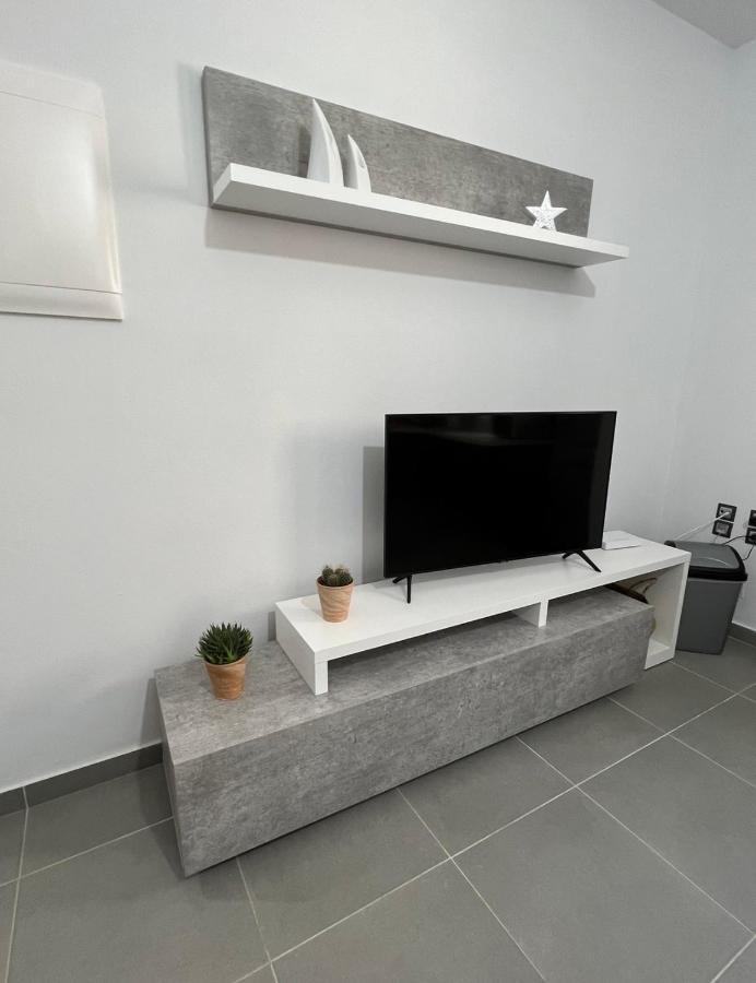 Thania'S House ,4 Minutes From The Center Of Hermoulis Hermópolis Exterior foto
