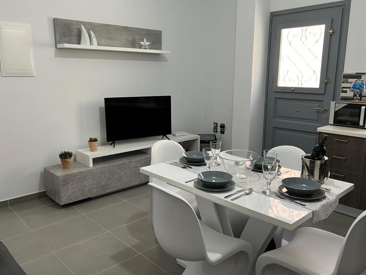 Thania'S House ,4 Minutes From The Center Of Hermoulis Hermópolis Exterior foto