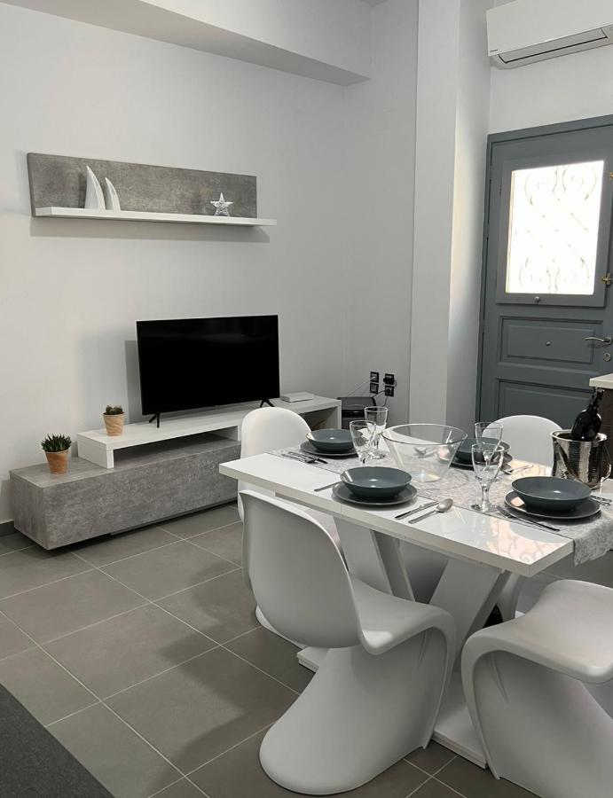 Thania'S House ,4 Minutes From The Center Of Hermoulis Hermópolis Exterior foto